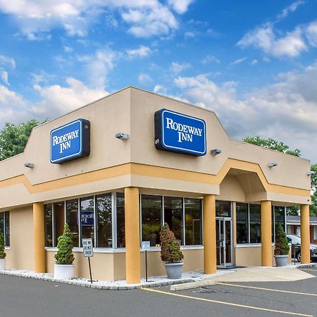Rodeway Inn Macarthur Airport Ronkonkoma Buitenkant foto