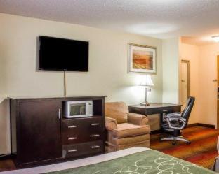 Rodeway Inn Macarthur Airport Ronkonkoma Kamer foto
