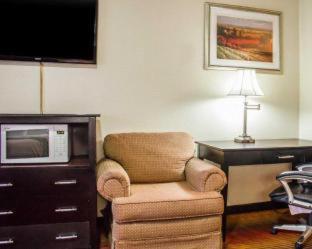 Rodeway Inn Macarthur Airport Ronkonkoma Kamer foto